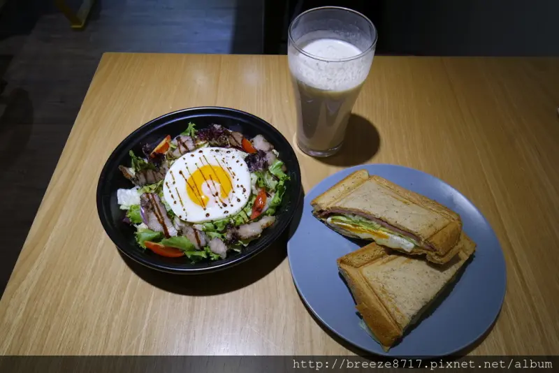 ZAKI 早起 × 早點。平價好吃又質感的早午餐【新北】