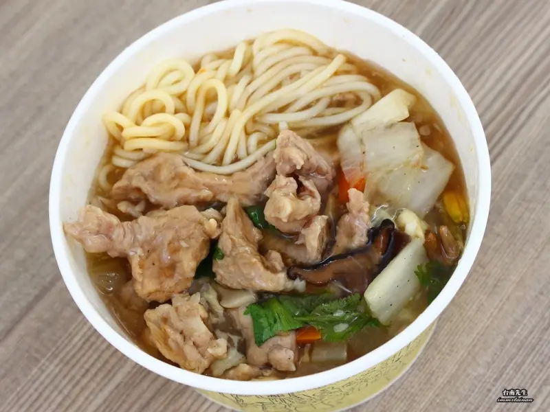 台南魯麵／無招牌隱藏版美食／只賣4樣產品／每日限量晚來吃無／中午限定只賣4小時／道地傳統古早味／料多實在CP值高－「郭家古早味魯麵」