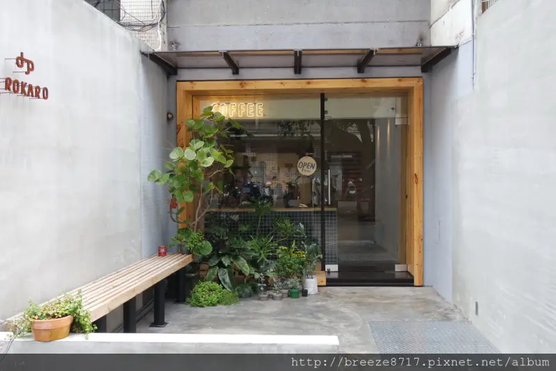 dp Rokaro coffee。自然簡單咖啡小館【台中】