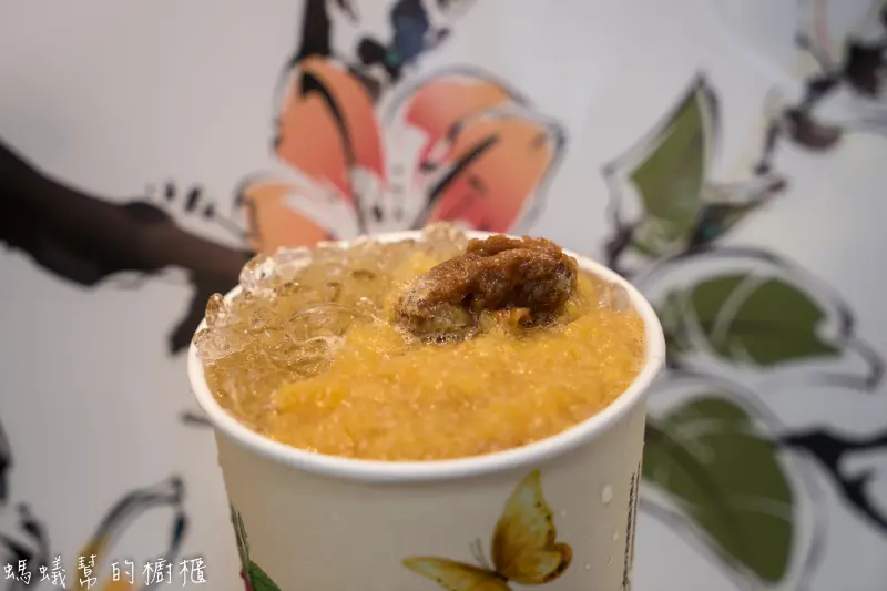 鳳梅冰|台中一中街美食推薦，招牌手工熬煮古早味鳳梅冰，清爽消暑解渴，一中街必喝特色飲品。