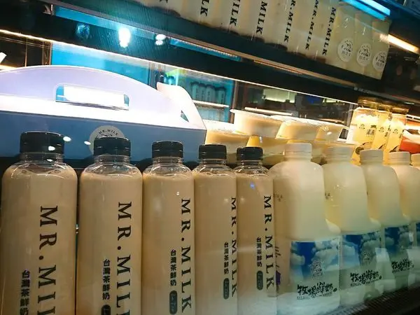 【友善農產 Agro-Group】喝了會讓人想念的牛奶與奶酪★台中食記