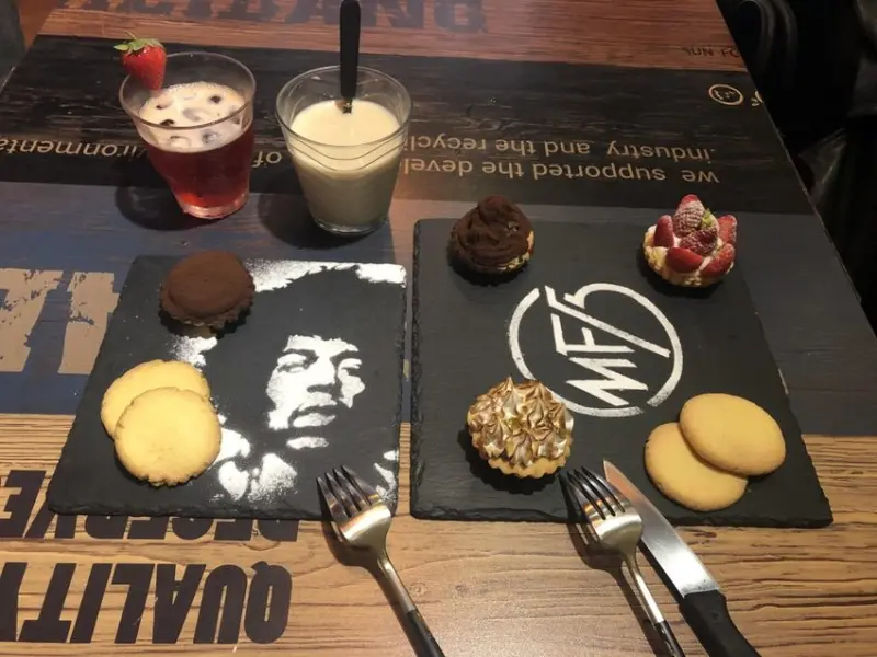 【慧。愛笑的吃貨】重金屬布朗尼工廠 M.F.B.享受視覺與味蕾的衝突