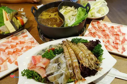 【中和火鍋】樂饕精緻鍋物 火鍋爽爽吃 肉質超厲害～中和環球旁