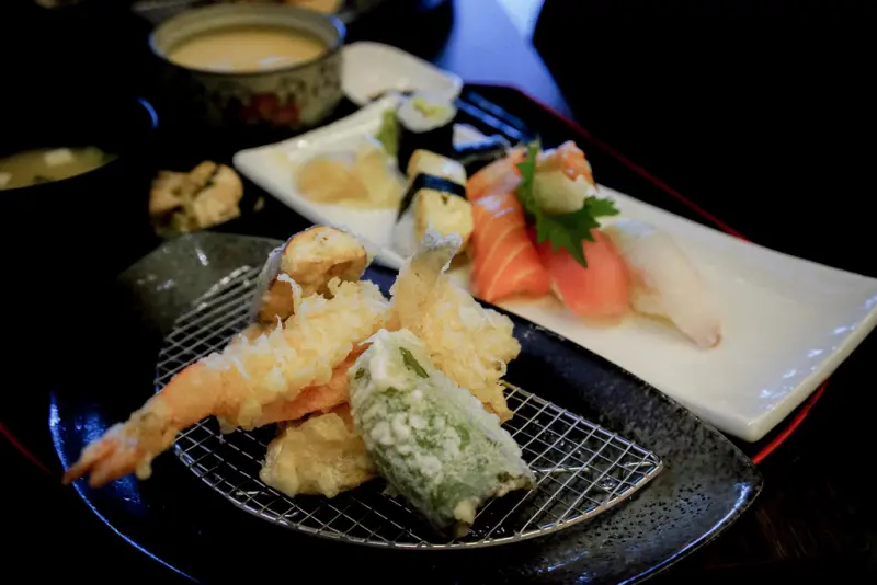 天秀日本料理X魔王 台北松山區 來自日本長崎的日式美食 招排天婦羅定食 五島麵定食 蝦吐司 捷運南京三民站美食 內文有店家資訊與菜單