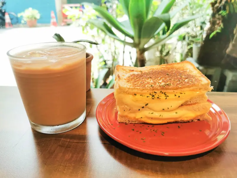 (江子翠站)板橋早午餐/江子翠早午餐-Lazy Pig 懶豬 三明治,主打熱煎吐司,搬遷新家,還是一樣在江子翠站5號出口,交通方便,內含菜單