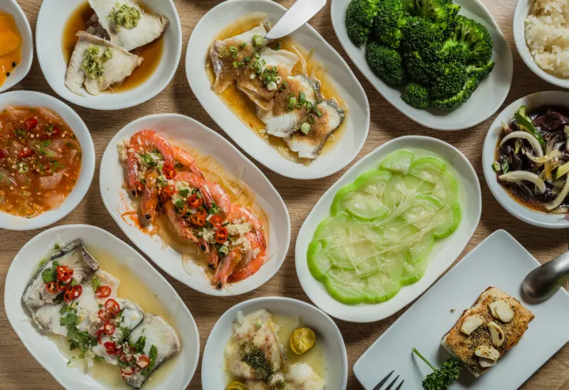 高雄美食 - 來吃魚輕食料理 x 全球唯一！海水養殖專利海天使鱸魚