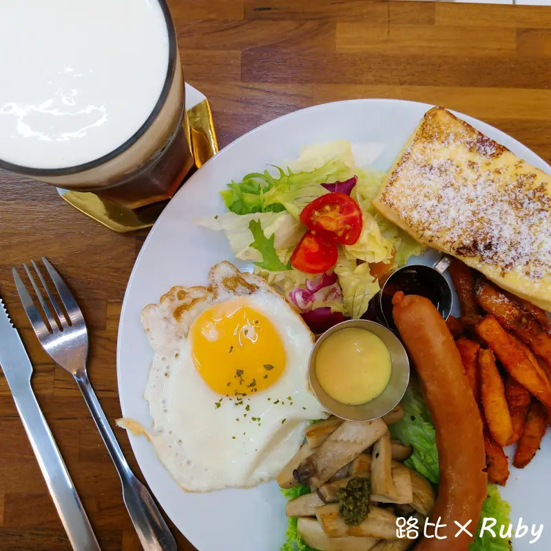 【新北市板橋區 / 早午餐 / 捷運新埔】巷弄美食 咖樂Show the Color 滿滿韓風味的咖啡早午餐 
