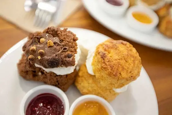 悄悄好食杭州南店舖 - 一片薯餅的輕薄早餐，只為下午塞滿奶油鬆香的司康