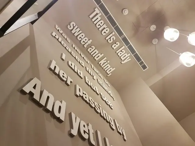 [高雄住宿] 碧港良居 站前館-火車站雙鐵夜景樓中樓 /高CP值住宿 /高雄住宿推薦 /高雄火車站住宿