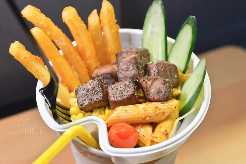 中壢美食【走樣個人牛排杯】邊走邊吃行動牛排館