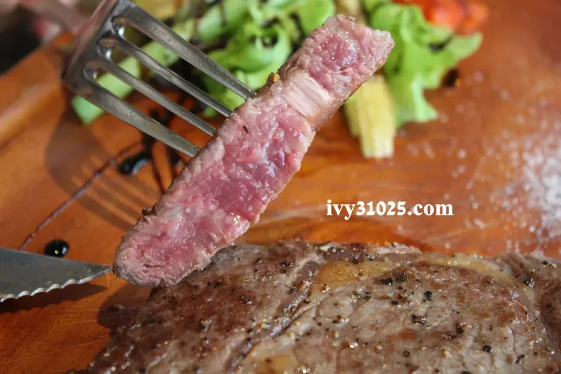 X Dining 艾克斯義式餐酒館: 台南成功大學商圈 /巷弄餐廳/法國舒肥烹調/牛排/義大利麵