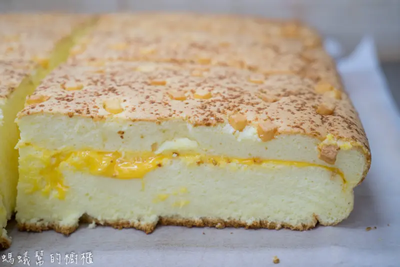 有間本舖現烤蛋糕(彰化站前店)|鬆軟細緻美味古早味蛋糕，激推4種乳酪搭配濃郁起司黃金口味！