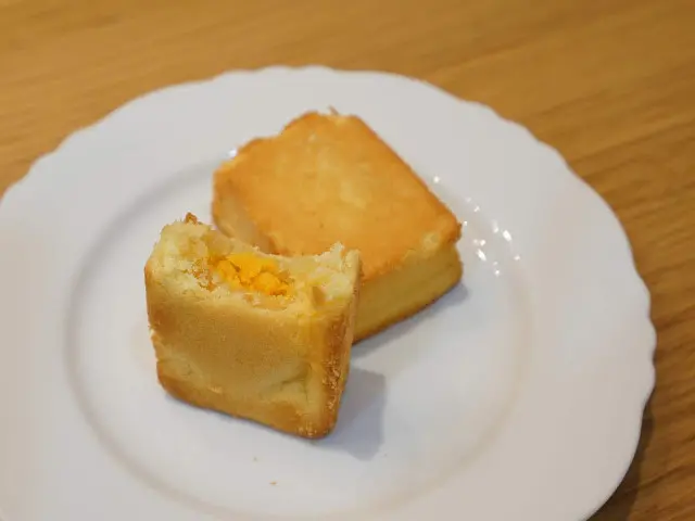 [伴手禮] 小潘蛋糕坊/小潘鳳梨酥。超推鳳凰酥!香軟不甜膩的口感 一吃上癮!
