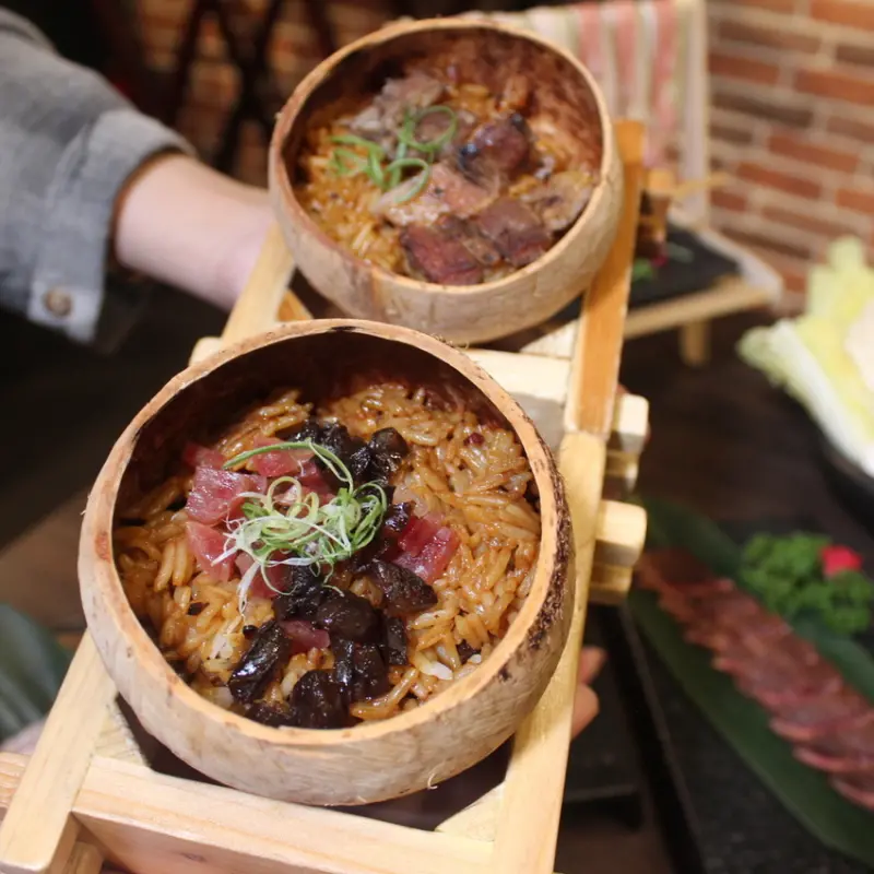 台北美食｜椰蘶椰子雞鍋物-台北大安區美味火鍋，椰子汁鍋底甘甜入味
