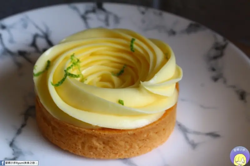[台南伴手禮推薦]吻鑽糖半熟乳酪塔專門店/一口咬下的瞬間檸檬的清香會讓人一口接一口的品嚐單純的美好－檸檬想想