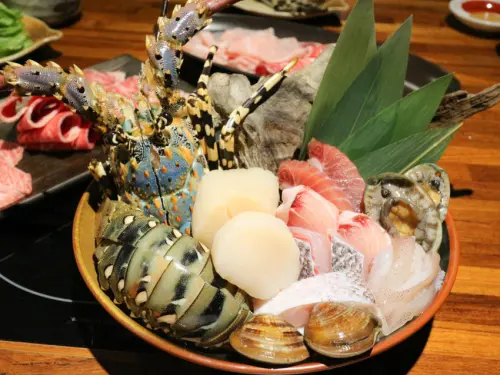 冬季戀歌【鮨一の鍋】雨在下，風在吹，溫暖在這裡