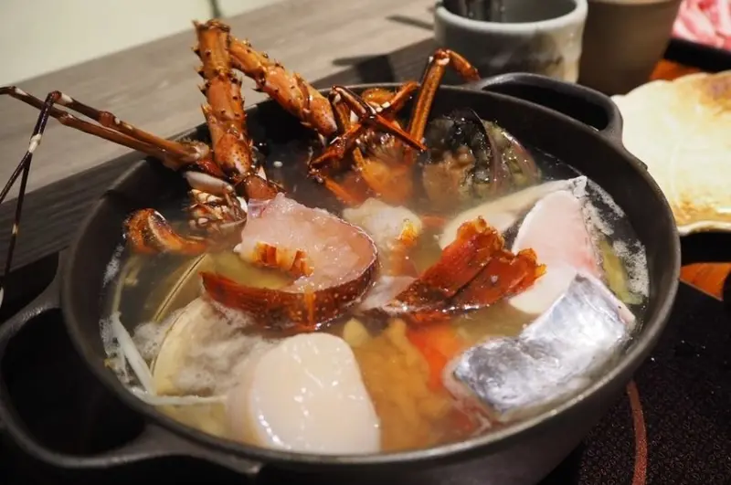 [美食] 鮨一の鍋 ♥ 台北最狂超澎湃海陸干貝龍蝦鍋 ♥ 海鮮吃好吃滿再來煮一鍋精華龍蝦粥 ♥ 情人節約會、結婚紀念日餐廳推薦 (｀∇´)/*