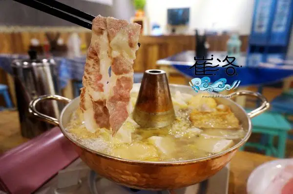 【台北美食】世貿101站 / 酸菜白肉鍋 崔洛 黑龍江齊齊哈爾家傳的美味