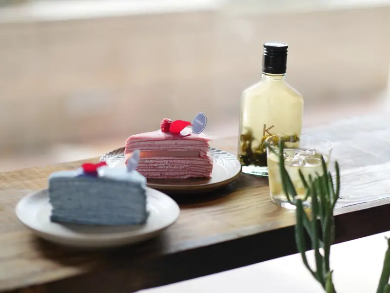 <台中下午茶> 五月天-瑪莎夫人的kiito kiito cafe-藏在質感服飾店裡的咖啡店，有原木系和花花草草的點綴，優雅地和好友度過美好的午後食光！