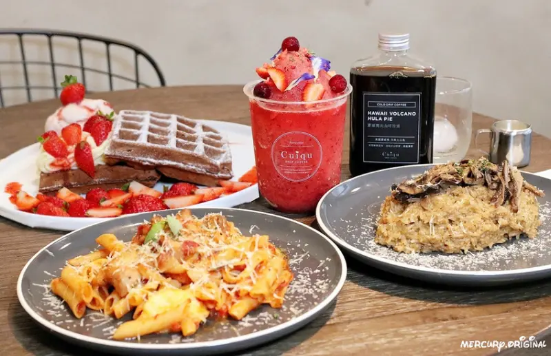 奎克咖啡公益店｜台中有插座、免費wifi咖啡館，網美最愛北歐風質感裝潢，推薦必喝冰滴咖啡