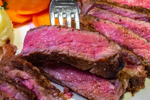 台中南屯，傑克兄弟牛排館~主打紐約客牛排....嚴選PRIME美國新鮮冷藏牛肉。 - 微笑Joe幸運