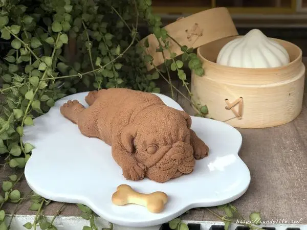 台中美食│耕者有其甜〃超萌＂來福旺旺＂狗狗蛋糕、還有誠實豆沙包上市囉！        
      