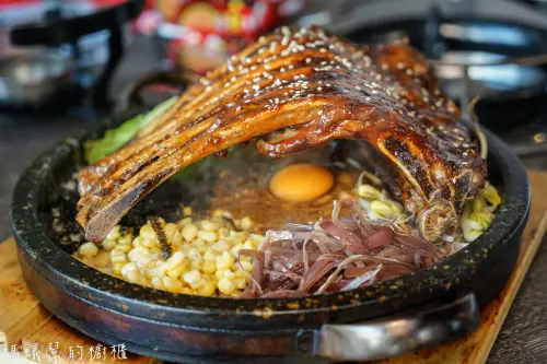 O八韓食新潮流|豐盛料多部隊鍋、韓式炸雞，顛覆傳統韓食，員林超夯韓式料理推薦！