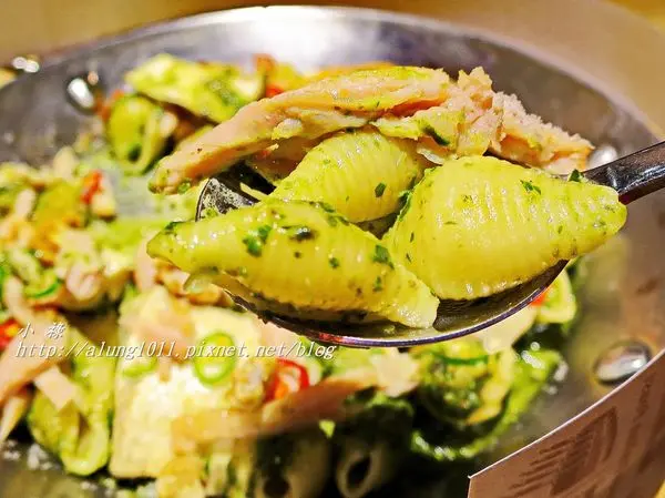 堤諾比薩 Tinos Pizza Café-高雄河堤店              