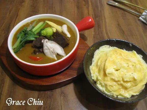 魔棒咖哩，日式~泰式~印度風~南洋風，你今天想吃哪種風味的咖哩？（萬華．西門町）