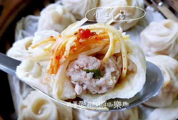 【台東 美食】隱藏版巷弄在地人早餐│限量手工荷葉蛋餅小籠包