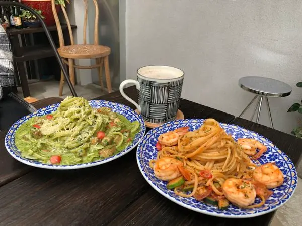 │食記│台北/李氏．café♥捷運忠孝敦化站美食x餐點好吃、氣氛很棒        
      