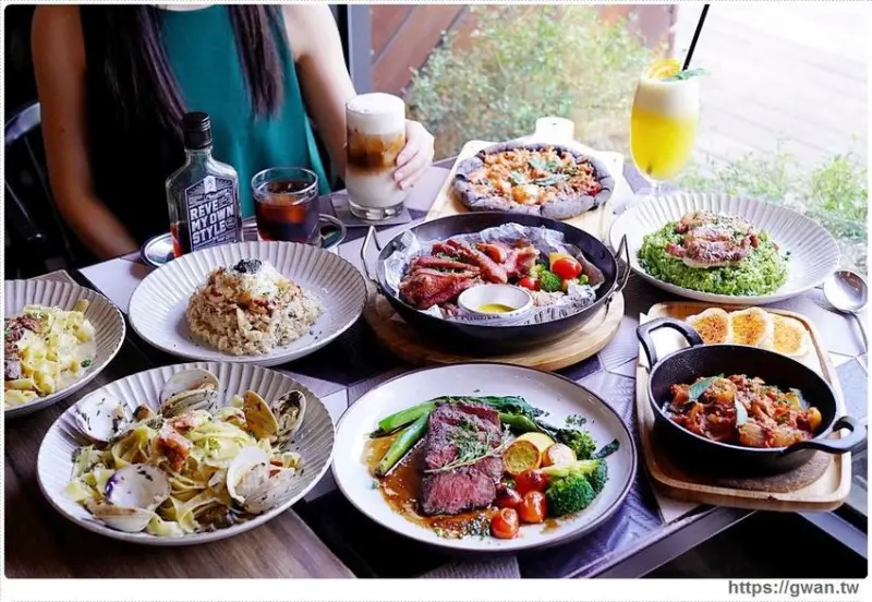 黑浮咖啡『山海盛饌』新菜單上市，7月底前點主餐加肉類再贈100現金券！ - 吃關關