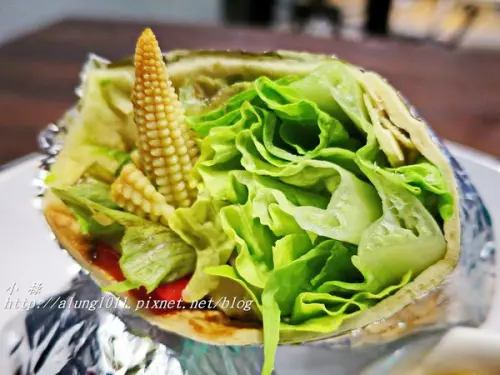 清爽可口蔬活健康!!   ..恰拉恰拉自選沙拉吧 / 台中精明商圈              