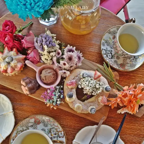 【好食分享】新竹超美ig打卡聖地荷芙亭，連甜點都美到不要不要der