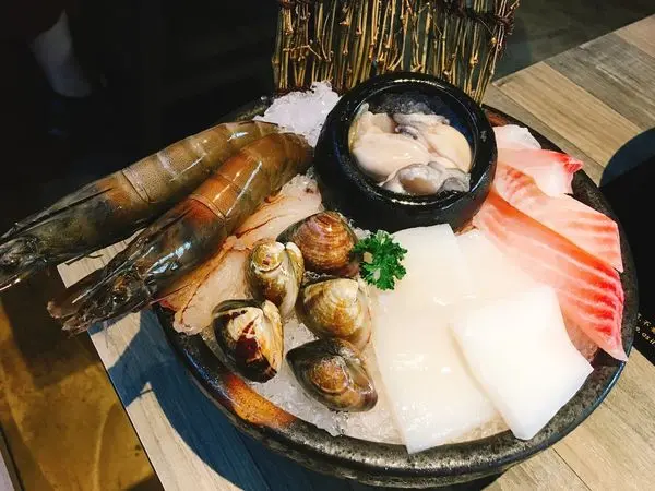 新竹北大路 石研室 石頭火鍋 - 新竹北大店