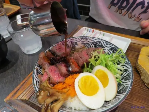 嘉義地表最強燒肉丼【開丼】燒肉vs丼飯(嘉義秀泰店)#愛評體驗券