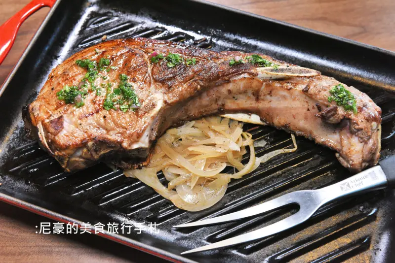 [台北大安] the Grill 伙食，超高CP值加州風料理，難分勝負的豬排與牛排之爭！