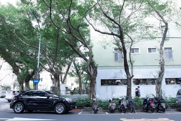 食記終於也快寫到挑喜餅的這一天，but. we love butter，說不定就是你了! 