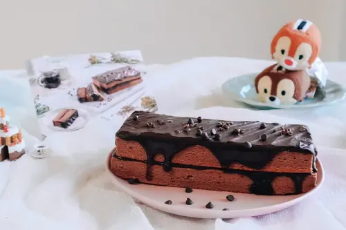 【宅配甜點蛋糕】Candy Wedding：TIFFANY湖水藍是舒心又美好的溫柔 /彌月蛋糕推薦