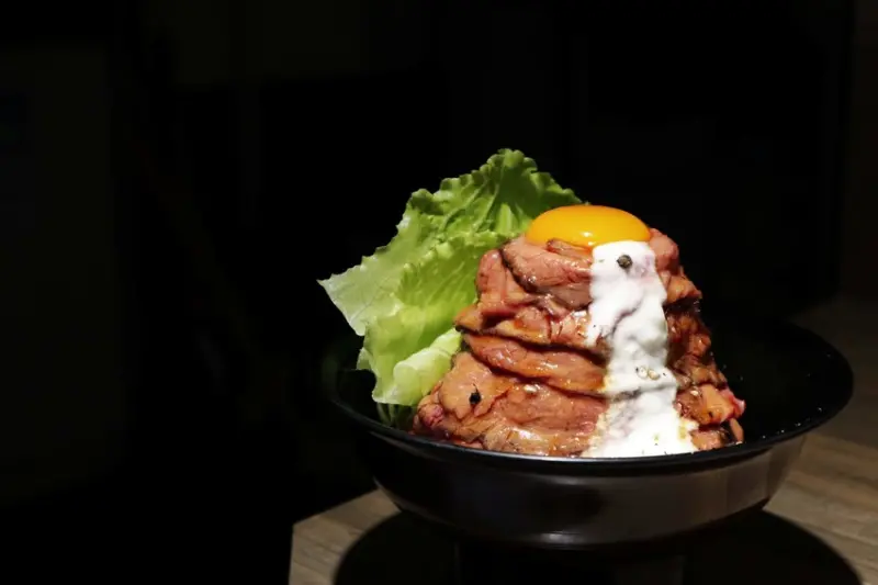 台北信義｜GYUU NIKU ステーキ專門店 ~ 來自日本的終極牛丼，讓平價美味走一段念念不忘（捷運永春站）~
