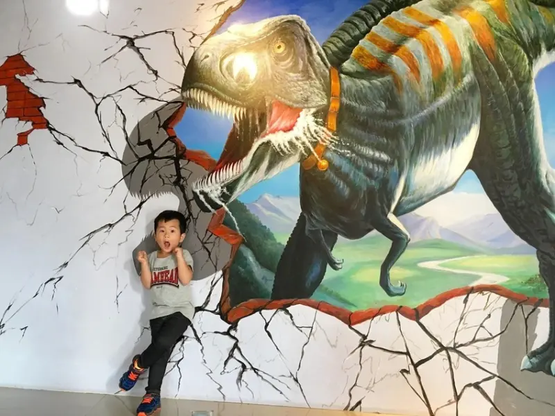 【旅遊】OMG畫框博物館立體畫盡情暢玩、化妝變身名畫主角、互動式DIY小遊戲、親子同遊創意無限樂趣無窮，拍照打卡網美最愛熱搜景點