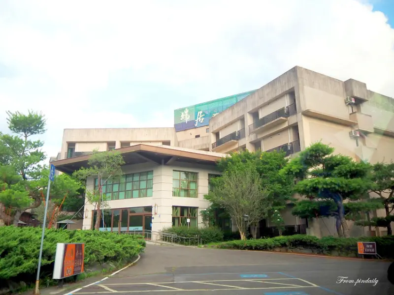 【南投住宿】瑞居渡假飯店・南投魚池／距離日月潭約10分鐘，可享受鄉間田野寧靜的平價住宿