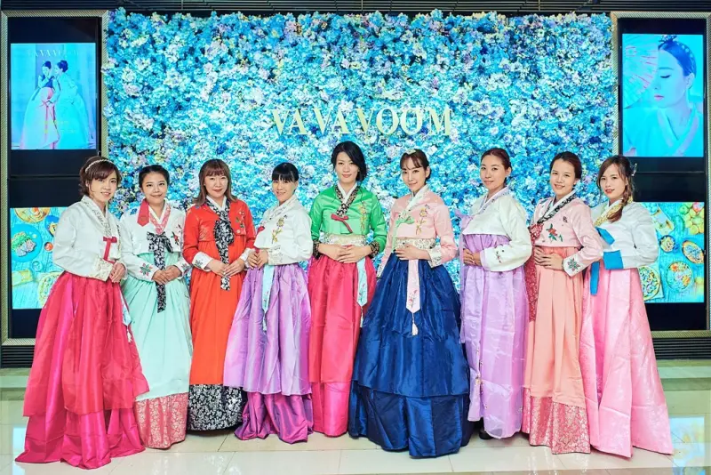 美力饗宴 VAVA VOOM 信義旗鑑店　IG必拍景點 派對變妝穿搭必訪