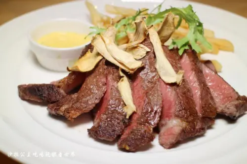 士林天母約會餐廳『紐約早餐女王Sarabeths台北天母sogo店』甜食/12oz松露荷蘭醬肋眼牛排