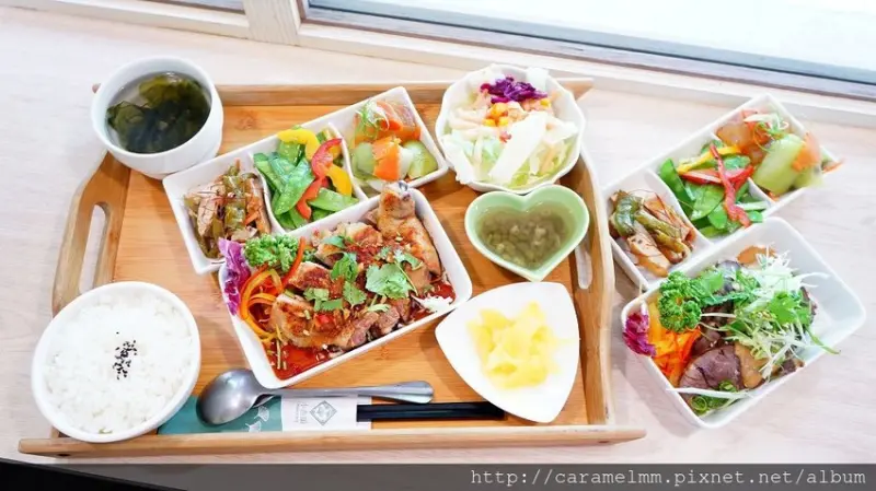 【台中南區】小杏韻輕食便當 少油少鹽 健康清爽零負擔 南區便當 外送便當 客製化便當 商務便當 會議便當 推薦 忠明南路 福順公園 愛評體驗券