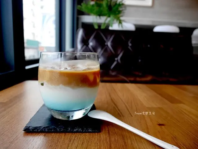 中壢 -- 流石咖啡 Café Sasuga  白天賣咖啡 夜晚賣酒