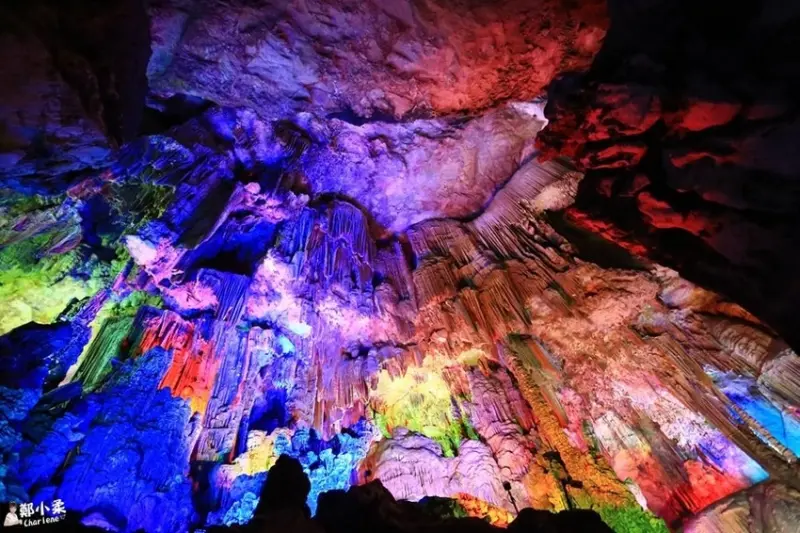 【中國大陸‧廣西桂林】銀子岩－ 遊了銀子岩，一世不缺錢！鐘乳石岩洞奇幻之旅|世界岩溶藝術萬般奇景|熱門景點推薦(合作)