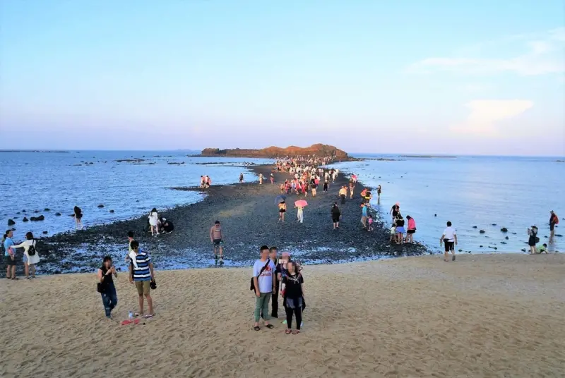 【澎湖馬公 | 景點】感受連大海也為你退讓的奇景☞奎壁山摩西分海
