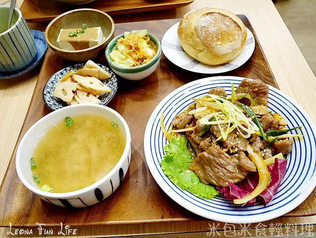【台中 南屯】米包米食輕料理。精緻輕食美味料理，搭配上香濃紫地瓜豆奶，營養滿分               