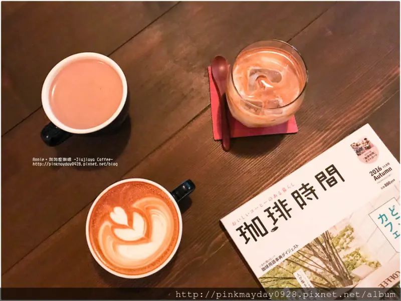 ✿台南✿ 岐阜老闆的溫馨小店 很適合一人獨處的午茶時光 濃郁可可香醇好喝 聽說手作咖哩也很推薦 ➜ 加加家珈琲 -Jiajiaya Coffee-